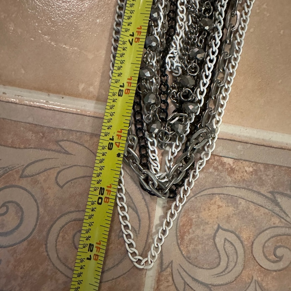 10š„Multi chain necklace - Picture 8 of 10